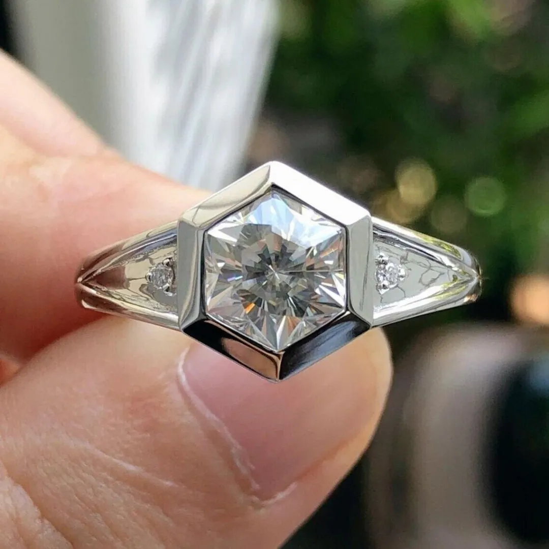 /public/photos/live/Antique Hexagon Cut Bezel Set Moissanite Ring 694 (1).webp
